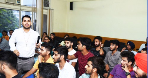 Press Note on Expert Talk on JAVA